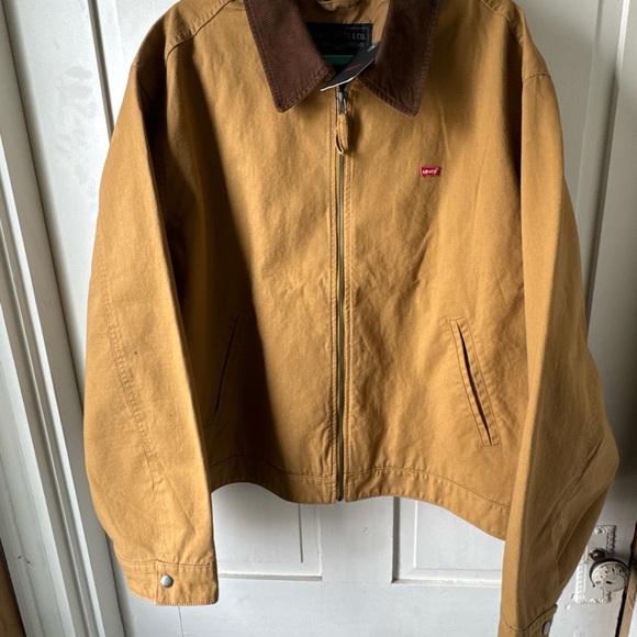 Levi's Men's Tan Jacket with Brown Collar - Picture 1 of 4